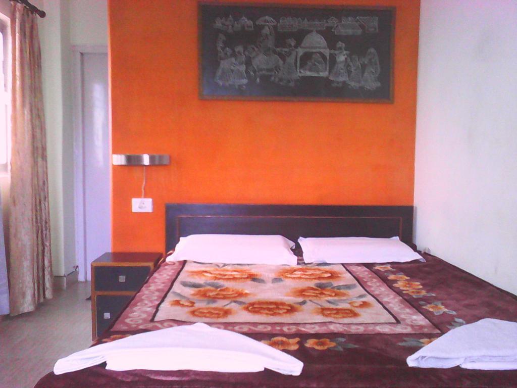 Leela Guest House Varanasi Exterior foto